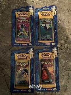 Pokemon ex Unseen Forces Blister Booster Pack art set. Umbreon, Typlosion RARE