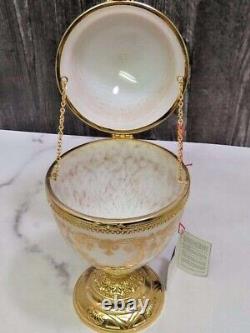 Rare Interglass Handblown Glass White Egg with24kt Gold Italy