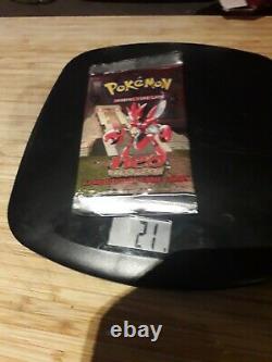 WOTC 2001 Pokemon Neo Discovery Booster Pack Factory Sealed Scizor art