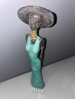 Belle sculpture en bronze africaine rare conçue par Issouf Derme 35.5cm
