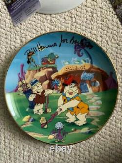 Ensemble complet de 6 assiettes Flintstones signées Hanna-Barbera, toutes avec JSA Rare