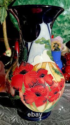 Moorcroft Forever England Vase Rare 49/9 de Vivky Lovatt en EUC