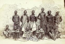Nouveau Canvas/paper Choquant De Rare Photo Zanzibar Groupe De Prisoners En Chaîne